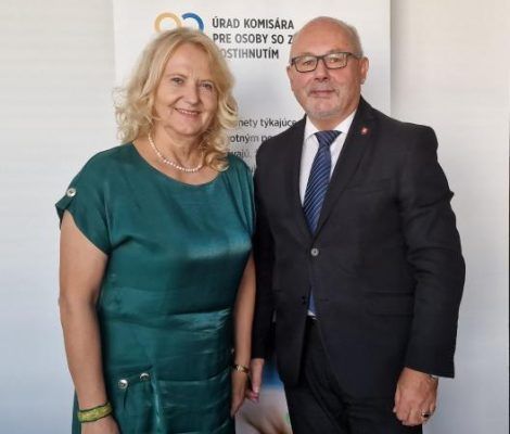 Stretnutie s komisárkou pre osoby so zdravotným postihnutím Zuzanou Stavrovskou.