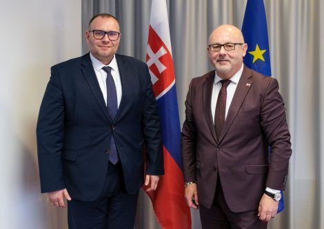 Predseda Pavol Naď: Iba skutočná pomoc ľuďom, realizovaná s výrazným osobným nasadením, môže byť zdrojom budovania dôvery občana v štát a jeho inštitúcie