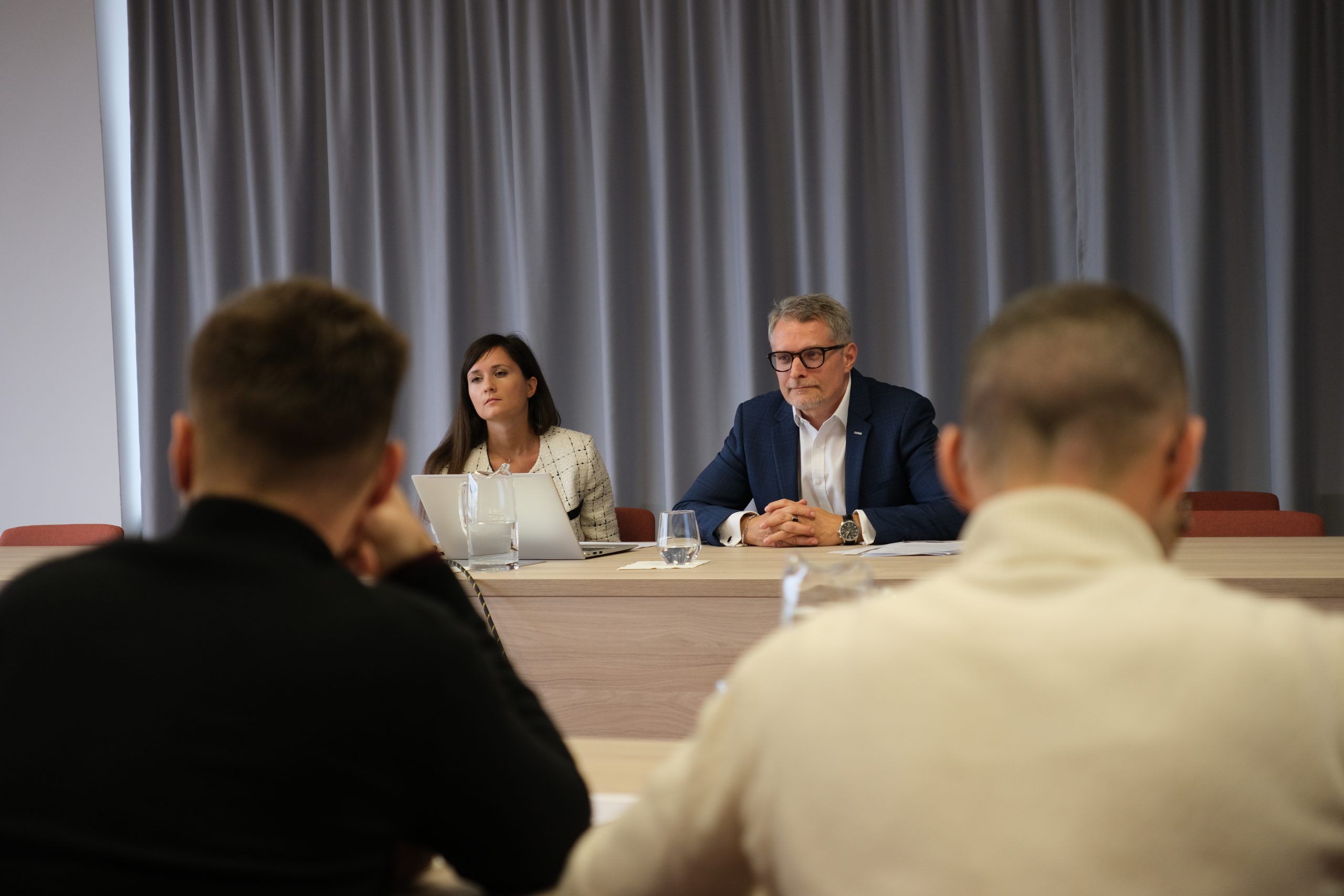 Prednáška pre účastníkov programu AIAKOS.