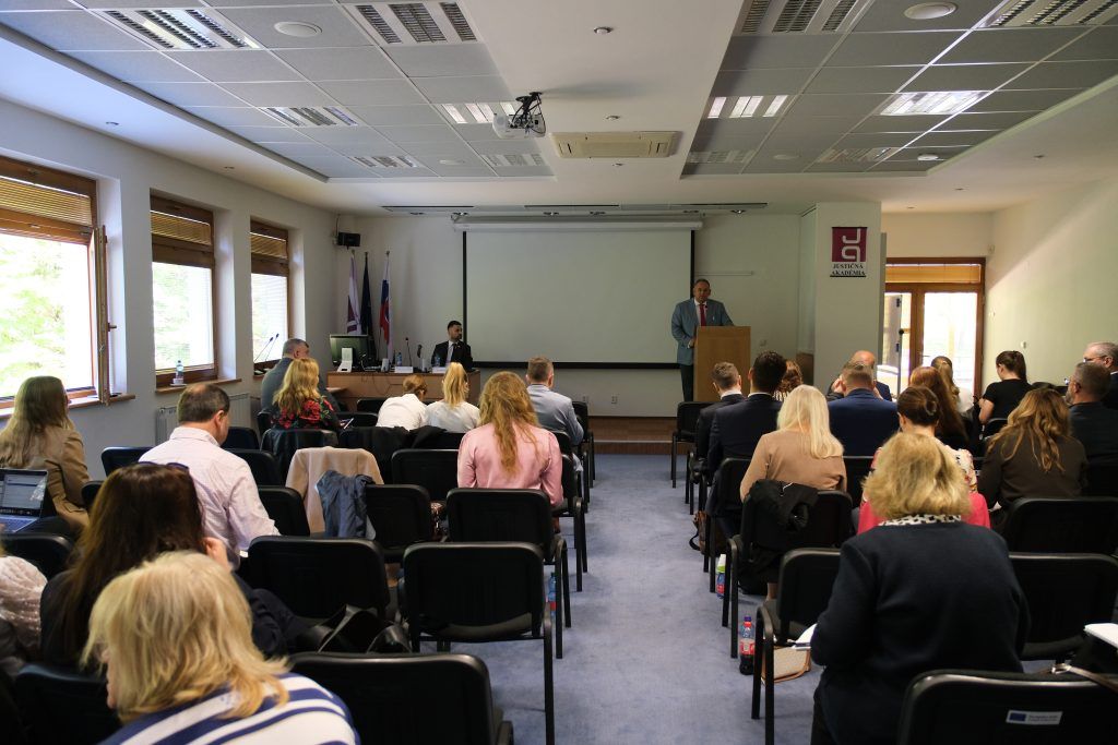 Lecture on social affairs
