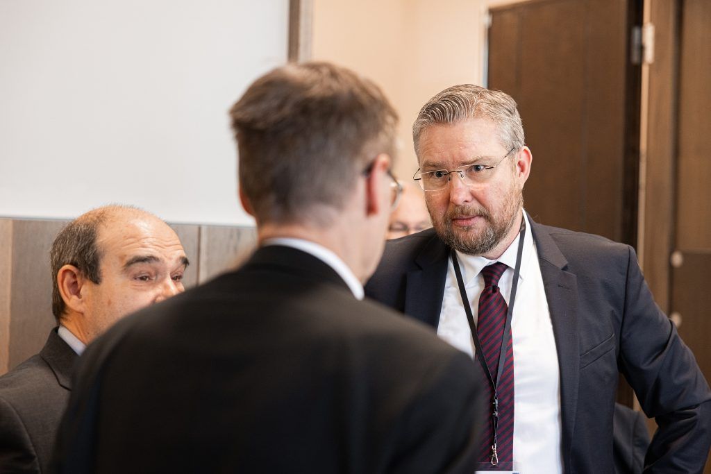 Sudca Matulník na seminári ACA-Europe.